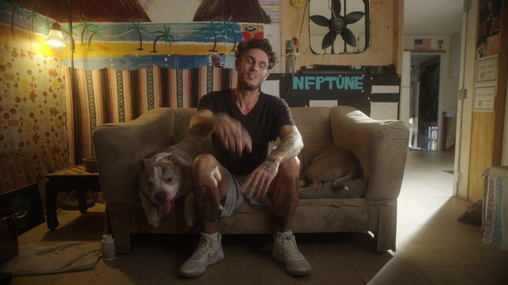 Nike Sneakers in It's Florida, Man S01E06 “Mugshot” (2024) (Image 5)