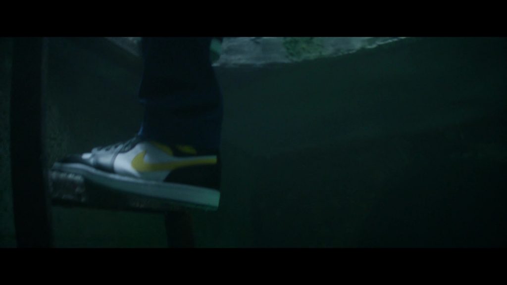 Nike Sneakers in Let the Right One In S01E03 “Broken Glass” (2022) (Image 2)