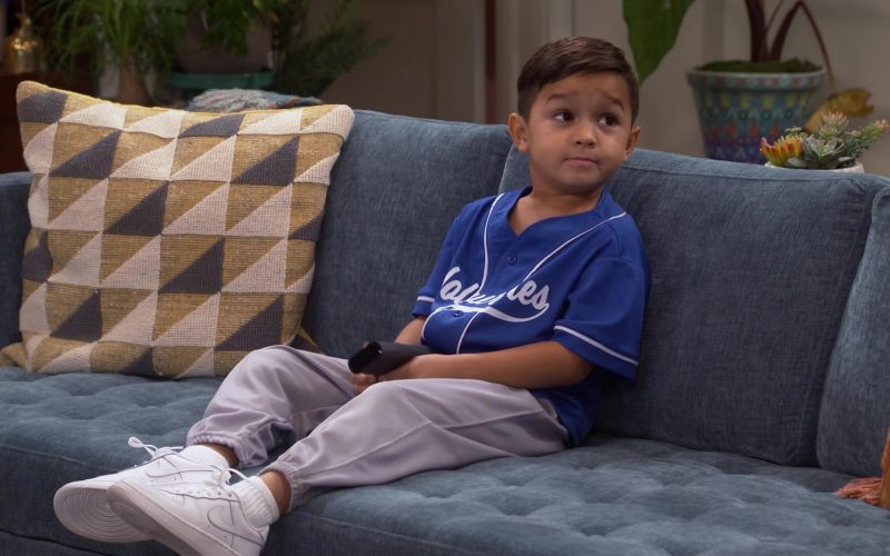 Nike Sneakers in Lopez vs. Lopez S01E05 “Lopez vs Gaslighting” (2022) (Image 1)