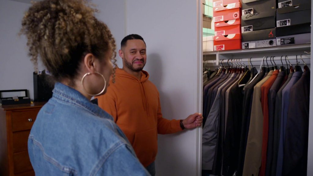 Nike Sneakers in Married At First Sight S18E18 “New Love Is in the Air” (2025) (Image 4)