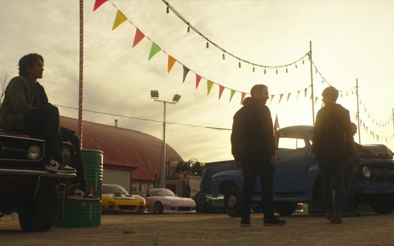 Nike Sneakers in Motorheads S01E02 “Glow” (2025) (Image 1)