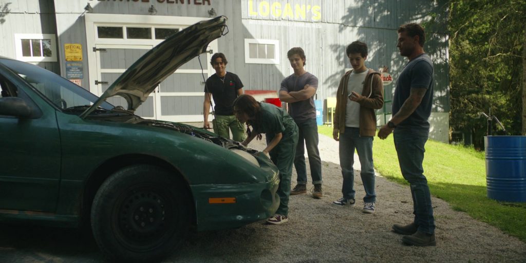 Nike Sneakers in Motorheads S01E08 “Wiring” (2025) (Image 6)