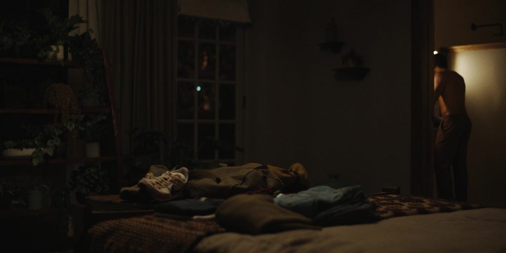Nike Sneakers in Mr. & Mrs. Smith S01E01 “First Date” (2024) (Image 5)