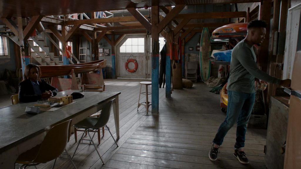 Nike Sneakers in NCIS - Los Angeles S14E08 “Let It Burn” (2022) (Image 1)