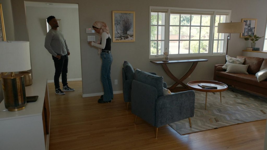 Nike Sneakers in NCIS - Los Angeles S14E10 “A Long Time Coming” (2023) (Image 1)