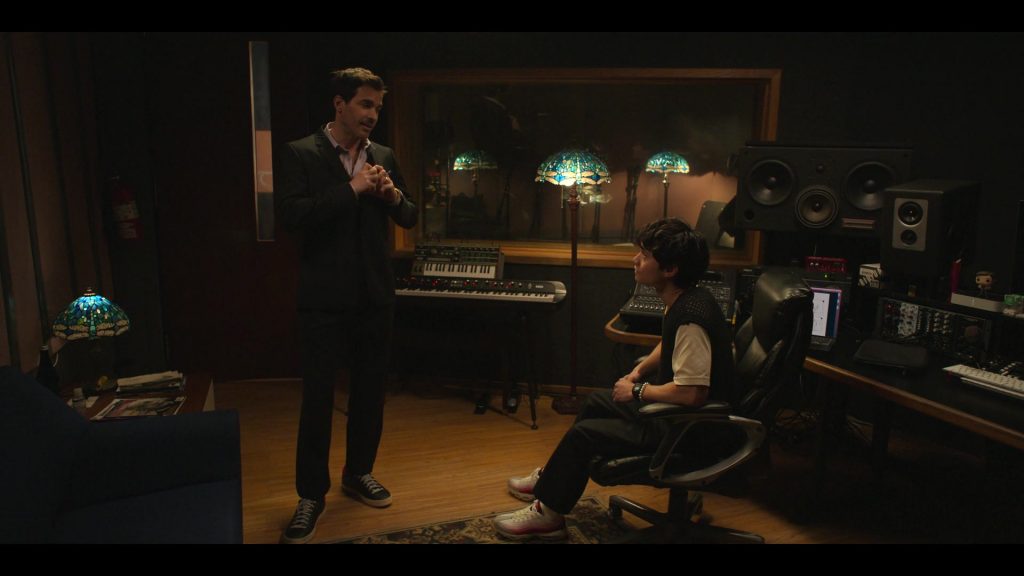 Nike Sneakers in Neon S01E05 “Corillo” (2023) (Image 1)