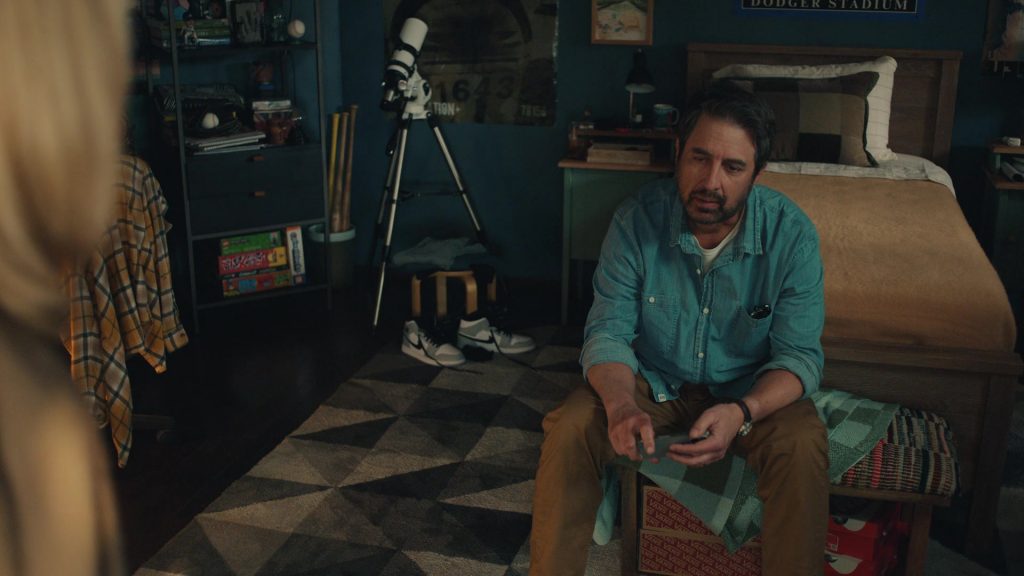 Nike Sneakers in No Good Deed S01E01 “Open House” (2024) (Image 6)