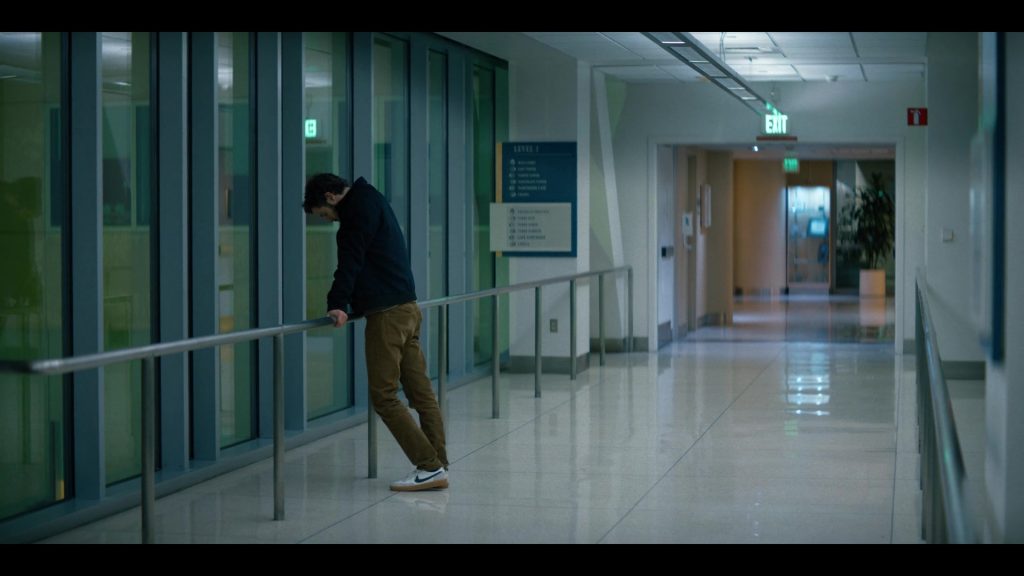 Nike Sneakers in Nobody Wants This S01E03 (2024) (Image 2)