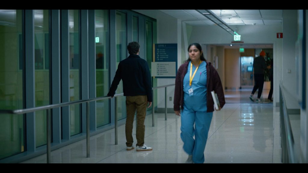 Nike Sneakers in Nobody Wants This S01E03 (2024) (Image 5)