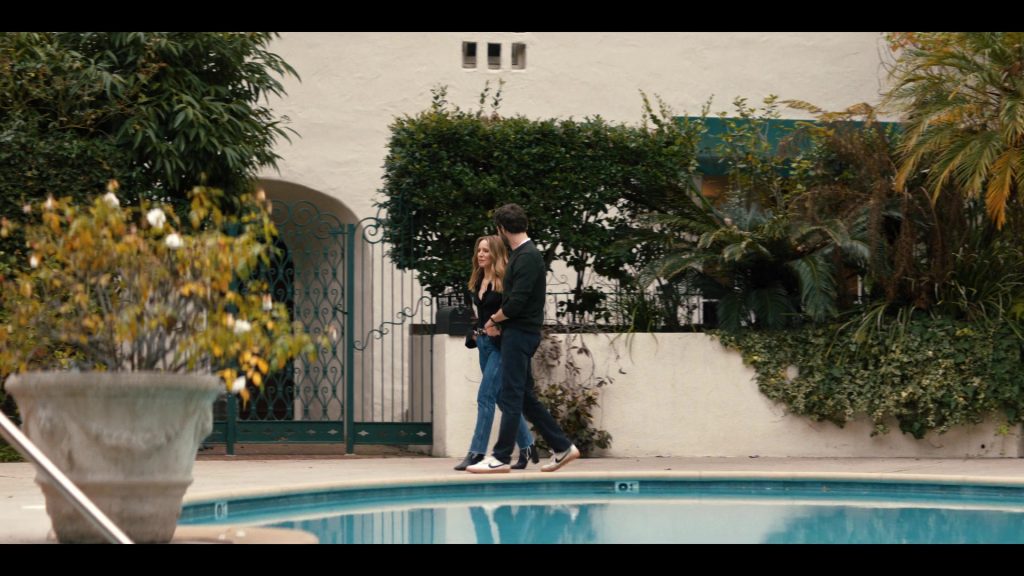 Nike Sneakers in Nobody Wants This S01E04 (2024) (Image 1)