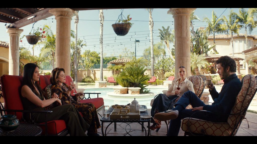 Nike Sneakers in Nobody Wants This S01E09 (2024) (Image 3)