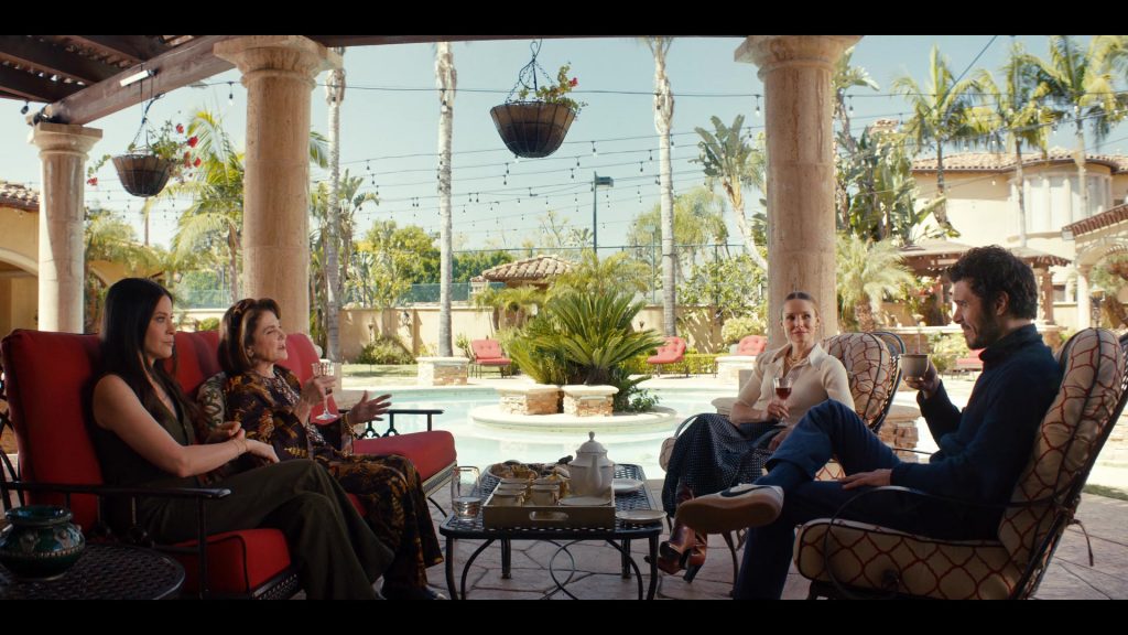 Nike Sneakers in Nobody Wants This S01E09 (2024) (Image 4)