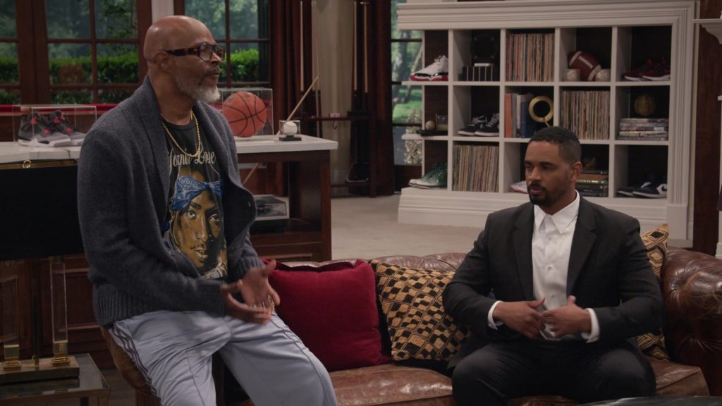 Nike Sneakers in Poppa's House S01E01 “Pilot” (2024) (Image 12)