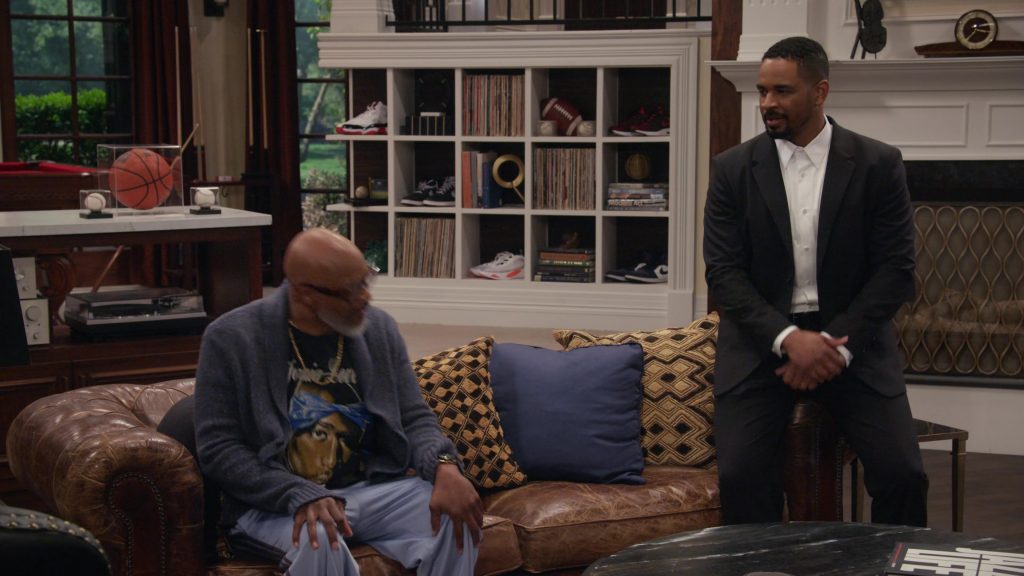 Nike Sneakers in Poppa's House S01E01 “Pilot” (2024) (Image 16)