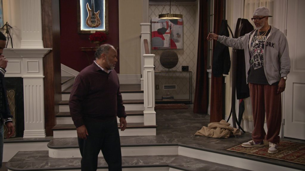 Nike Sneakers in Poppa's House S01E01 “Pilot” (2024) (Image 3)