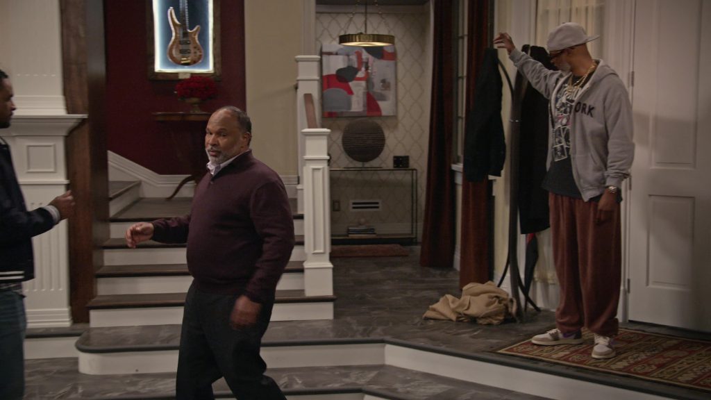 Nike Sneakers in Poppa's House S01E01 “Pilot” (2024) (Image 5)