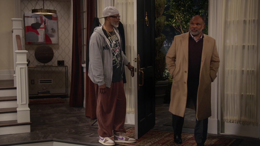 Nike Sneakers in Poppa's House S01E01 “Pilot” (2024) (Image 6)
