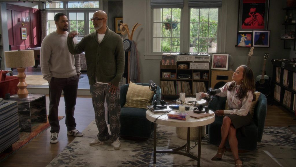 Nike Sneakers in Poppa's House S01E04 “School Days” (2024) (Image 18)