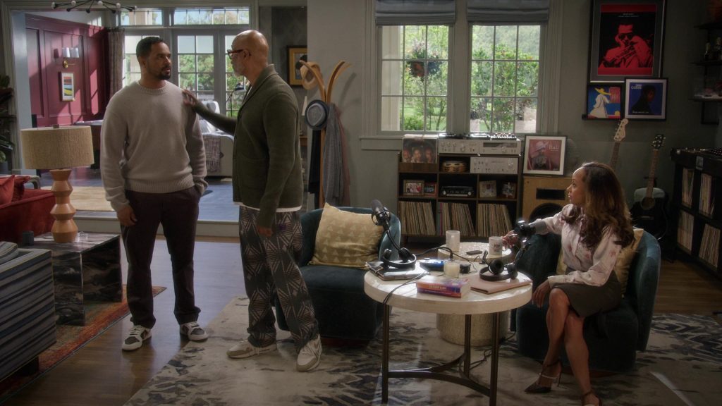 Nike Sneakers in Poppa's House S01E04 “School Days” (2024) (Image 20)