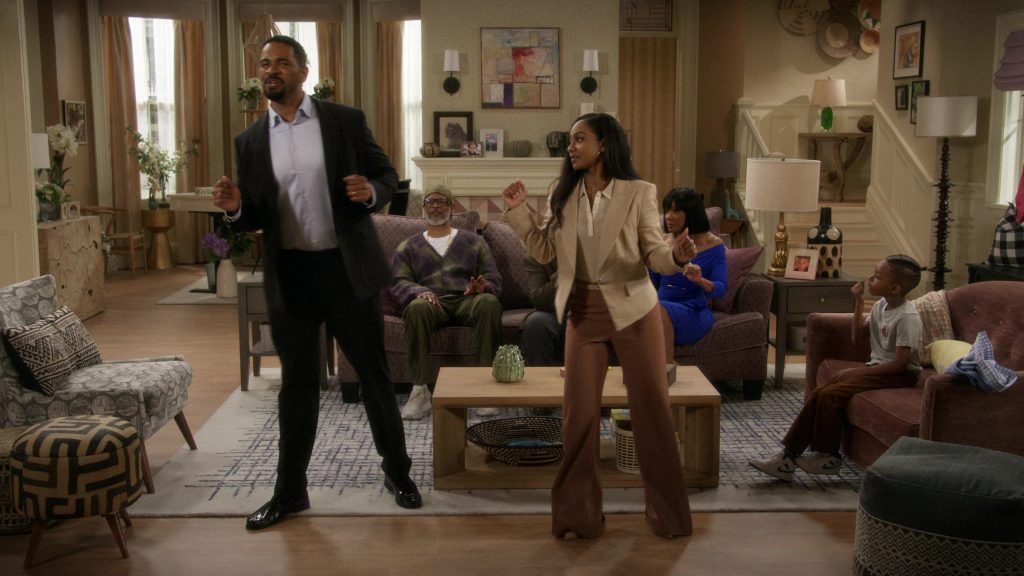 Nike Sneakers in Poppa's House S01E04 “School Days” (2024) (Image 21)