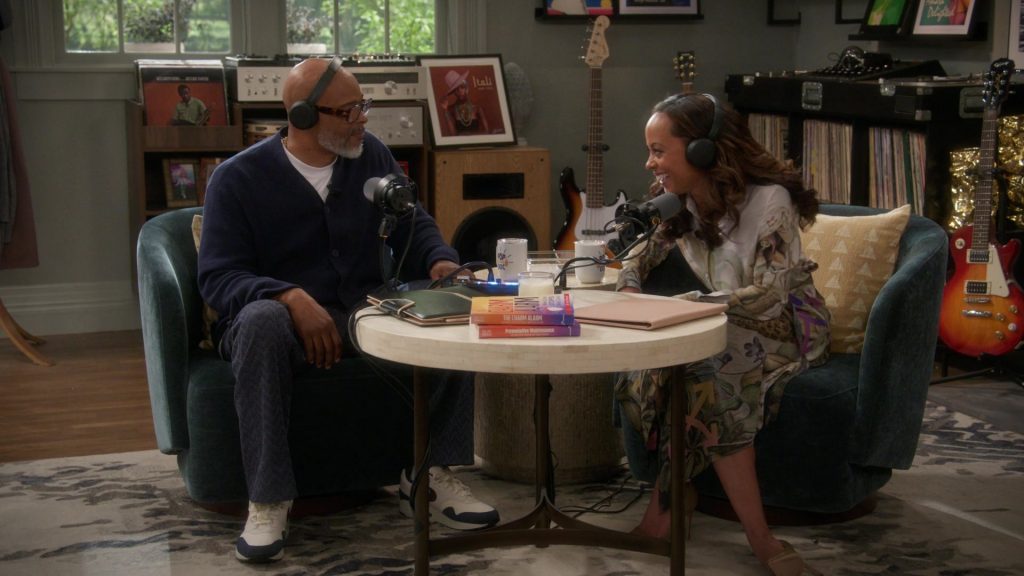 Nike Sneakers in Poppa's House S01E05 “Disciplinairian” (2024) (Image 30)