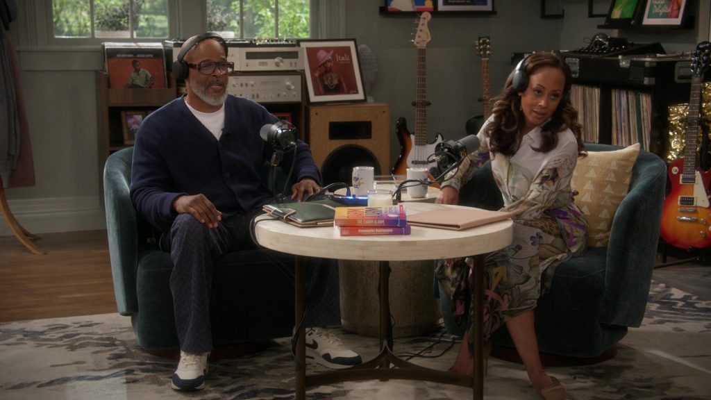 Nike Sneakers in Poppa's House S01E05 “Disciplinairian” (2024) (Image 33)