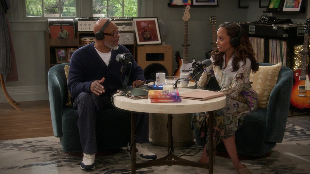 Nike Sneakers in Poppa's House S01E05 “Disciplinairian” (2024) (Image 34)