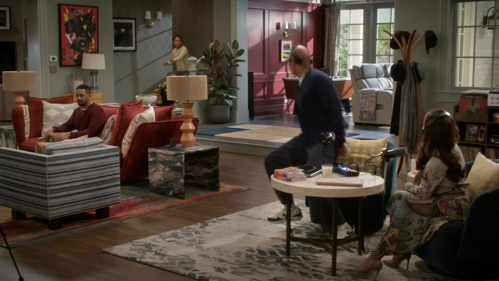 Nike Sneakers in Poppa's House S01E05 “Disciplinairian” (2024) (Image 38)