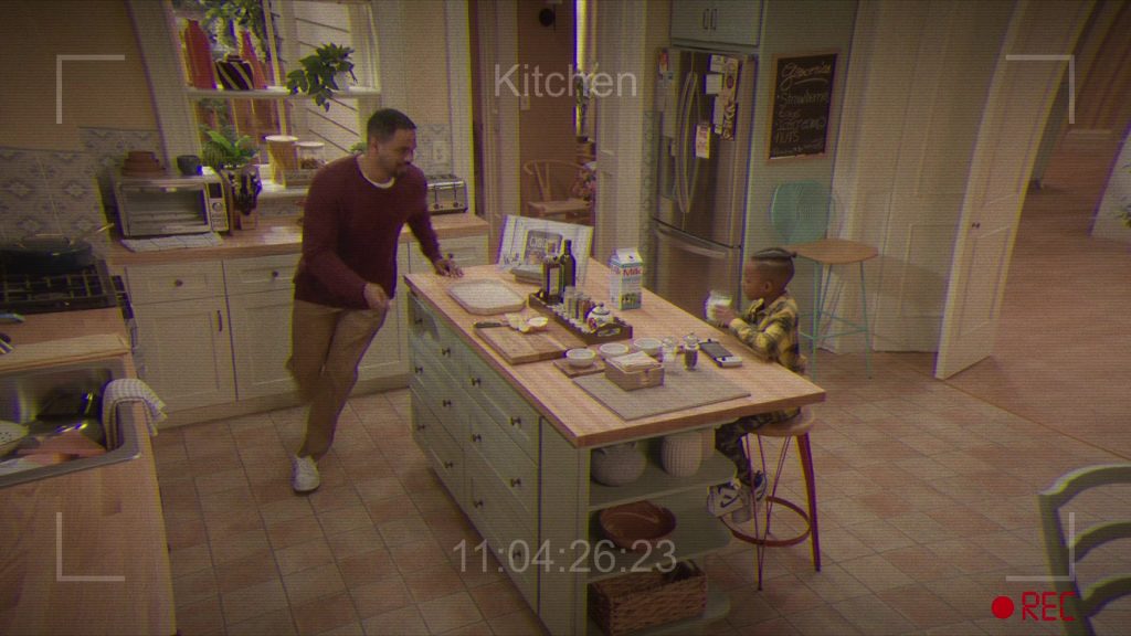Nike Sneakers in Poppa's House S01E05 “Disciplinairian” (2024) (Image 39)