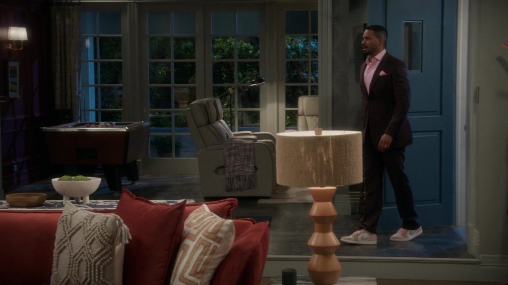 Nike Sneakers in Poppa's House S01E05 “Disciplinairian” (2024) (Image 45)