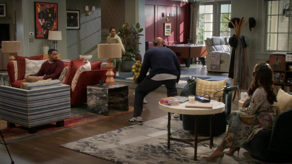 Nike Sneakers in Poppa's House S01E05 “Disciplinairian” (2024) (Image 48)