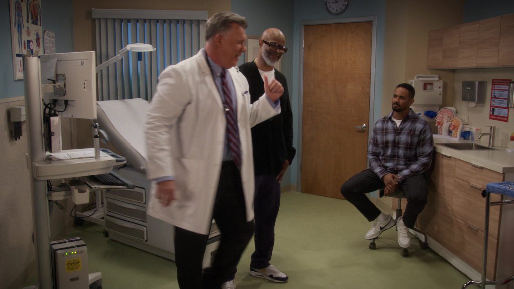Nike Sneakers in Poppa's House S01E07 “Brokeback” (2024) (Image 24)