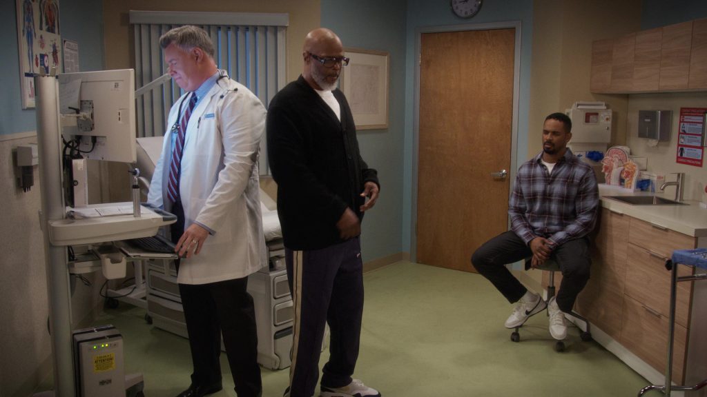Nike Sneakers in Poppa's House S01E07 “Brokeback” (2024) (Image 29)