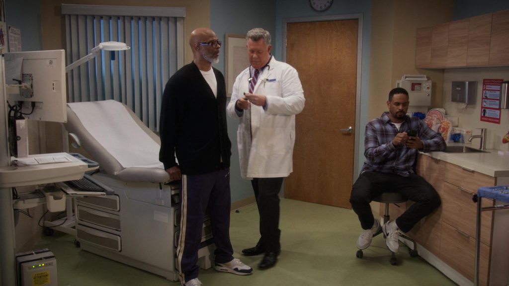 Nike Sneakers in Poppa's House S01E07 “Brokeback” (2024) (Image 52)