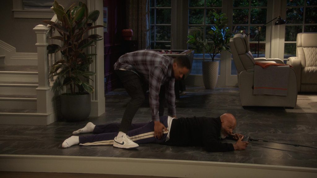 Nike Sneakers in Poppa's House S01E07 “Brokeback” (2024) (Image 58)