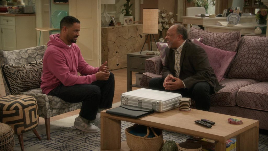 Nike Sneakers in Poppa's House S01E11 “Dirty Laundry” (2025) (Image 12)