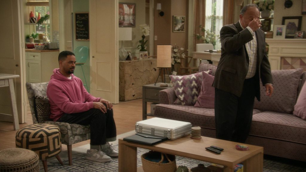Nike Sneakers in Poppa's House S01E11 “Dirty Laundry” (2025) (Image 9)