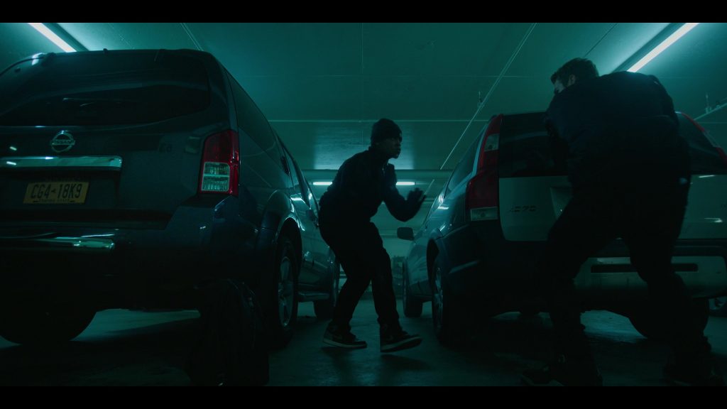 Nike Sneakers in Power Book II - Ghost S04E01 “I Don't Die Easy” (2024) (Image 1)