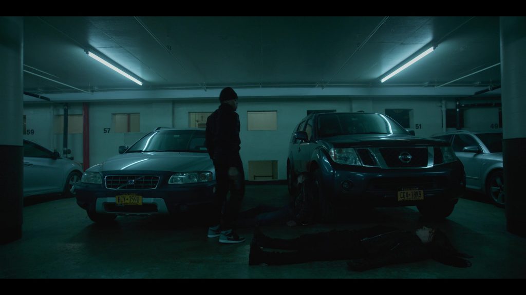 Nike Sneakers in Power Book II - Ghost S04E01 “I Don't Die Easy” (2024) (Image 2)