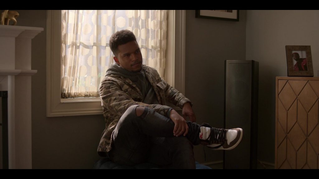 Nike Sneakers in Power Book II - Ghost S04E02 “To Thine Own Self” (2024) (Image 2)