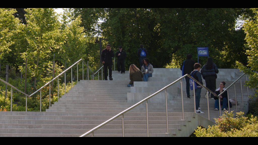 Nike Sneakers in Power Book II – Ghost S04E07 (2024) (Image 3)