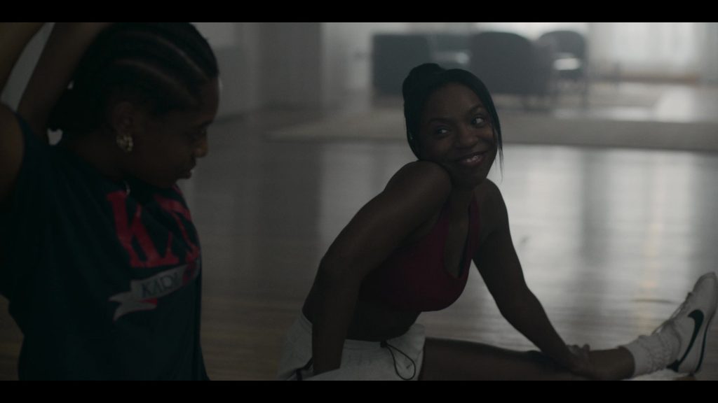 Nike Sneakers in Power Book III - Raising Kanan S03E05 “Brothers and Keepers” (2023) (Image 14)