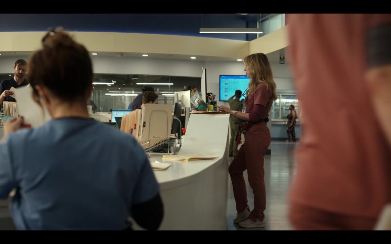 Nike Sneakers in Pulse S01E07 “Choices” (2025) (Image 1)