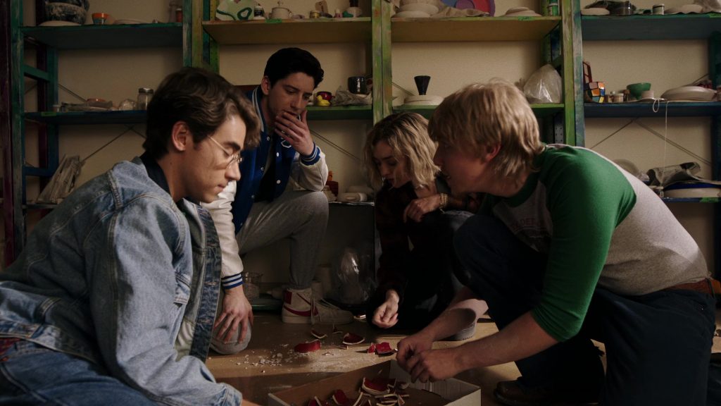 Nike Sneakers in School Spirits S02E02 “Field of Screams” (2025) (Image 5)