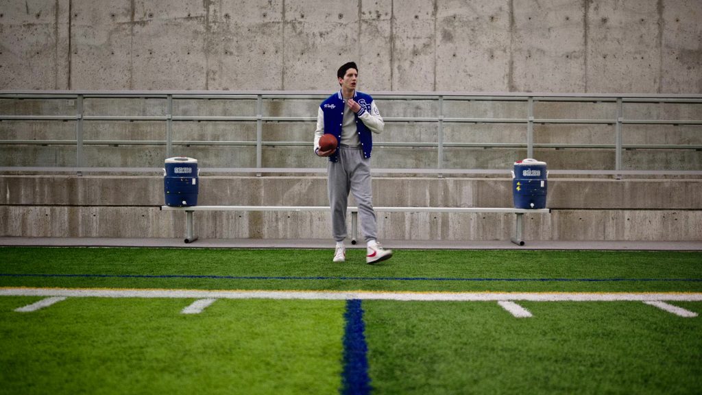 Nike Sneakers in School Spirits S02E04 (2025) (Image 6)
