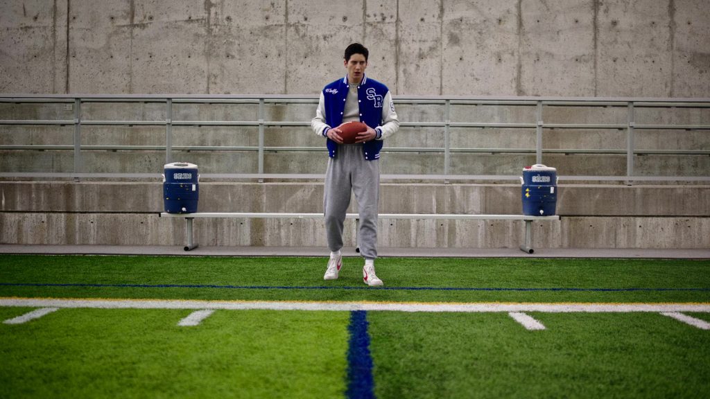 Nike Sneakers in School Spirits S02E04 (2025) (Image 8)