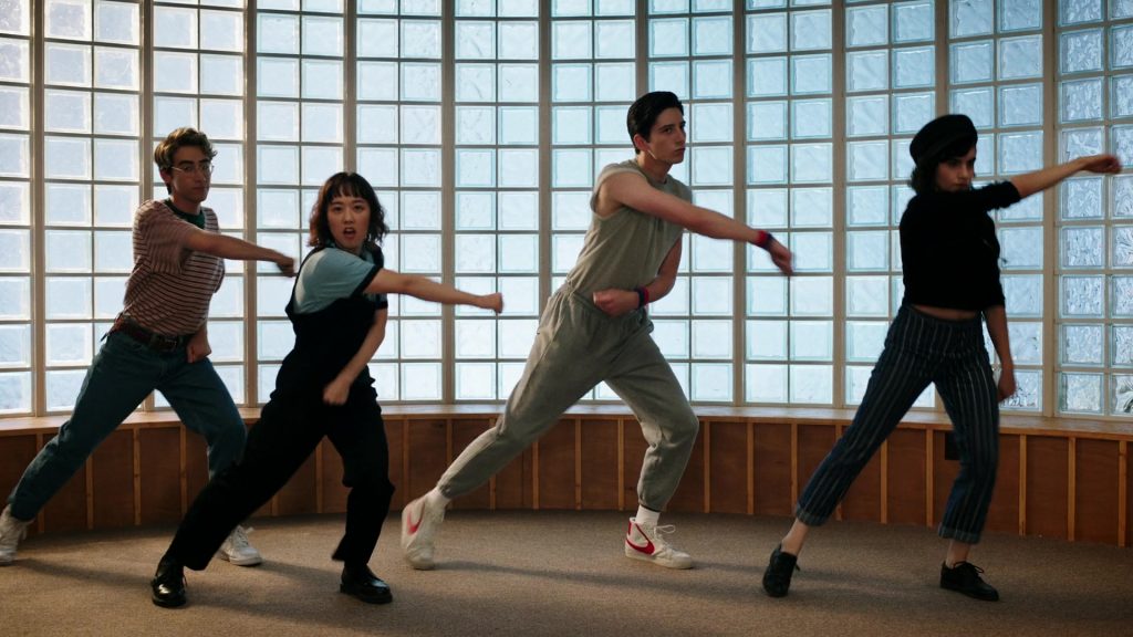 Nike Sneakers in School Spirits S02E06 “Ghost Pointe Blank” (2025) (Image 4)
