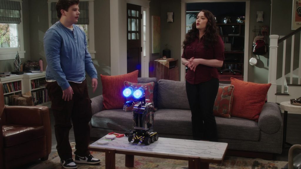 Nike Sneakers in Shifting Gears S01E04 “Grief” (2025) (Image 13)