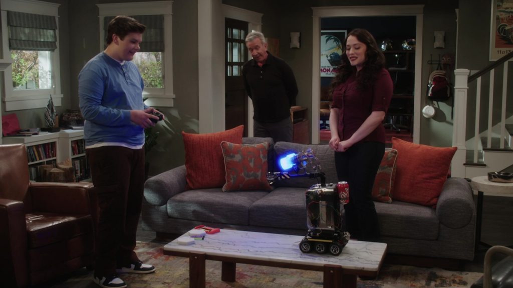 Nike Sneakers in Shifting Gears S01E04 “Grief” (2025) (Image 21)