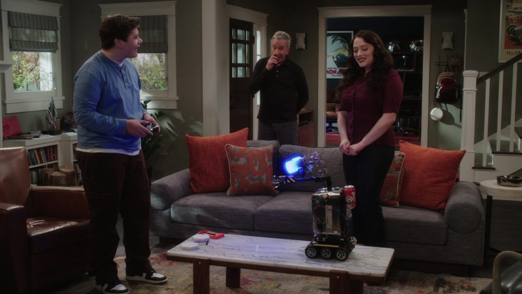 Nike Sneakers in Shifting Gears S01E04 “Grief” (2025) (Image 22)